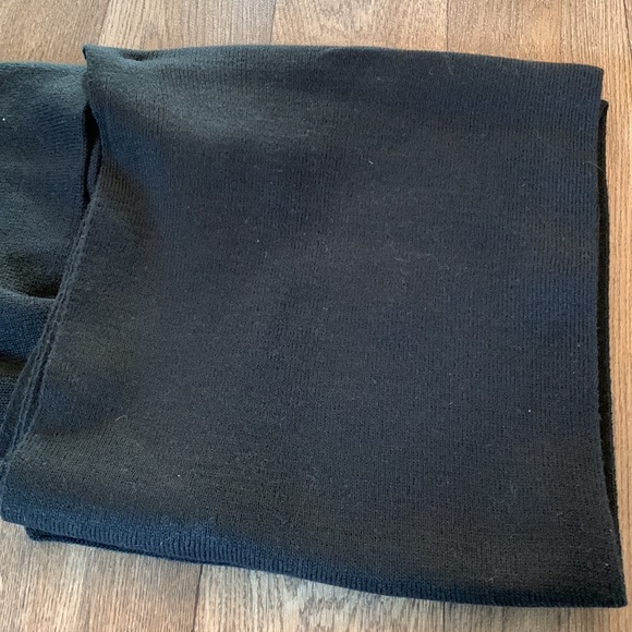 Tommy Hilfiger Logo OSFA Black Knit Beanie & Scarf New w.out tags - Picture 6 of 13